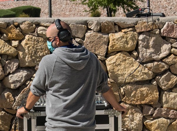 the church audio technicians broadcasts using the fm transmitter